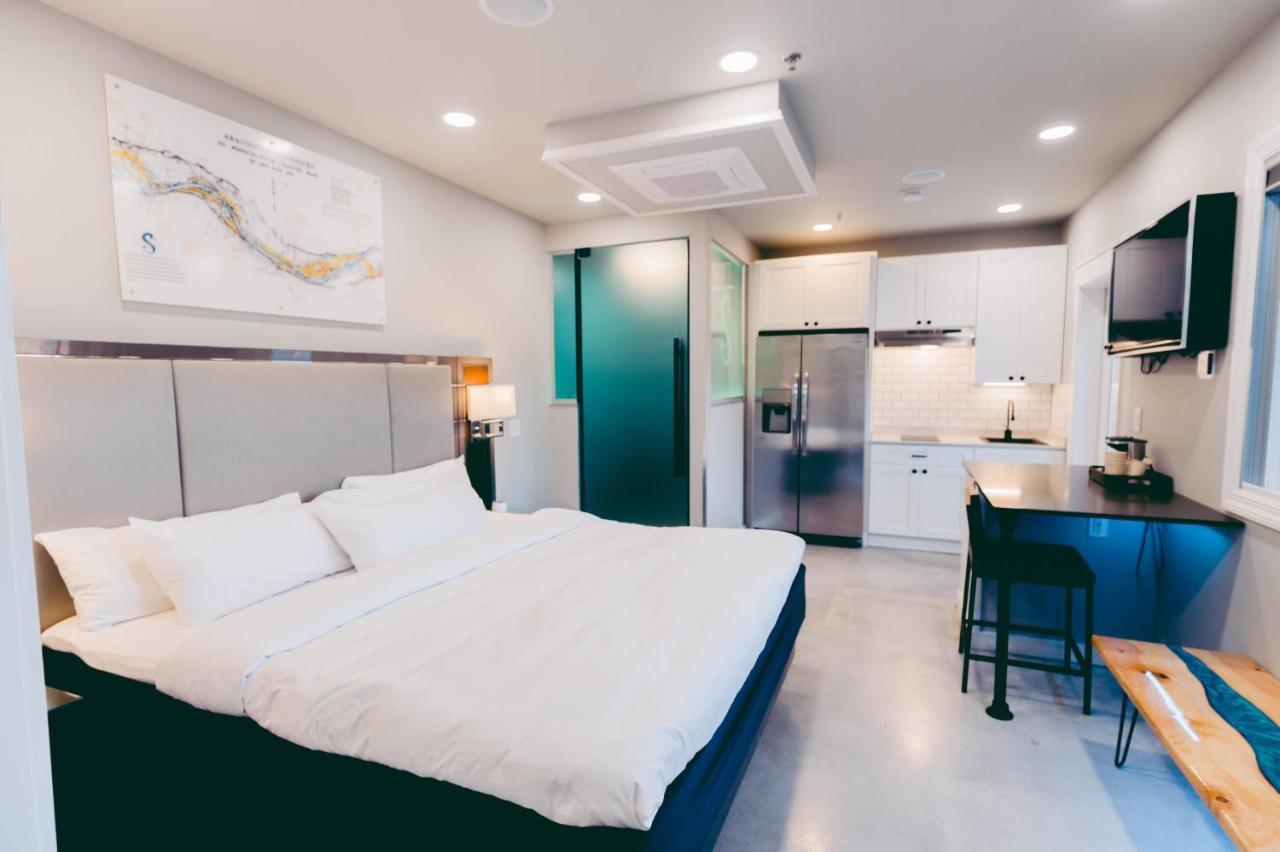 River Sirens Hotel-Contactless Check In Hotel Washington ภายนอก รูปภาพ