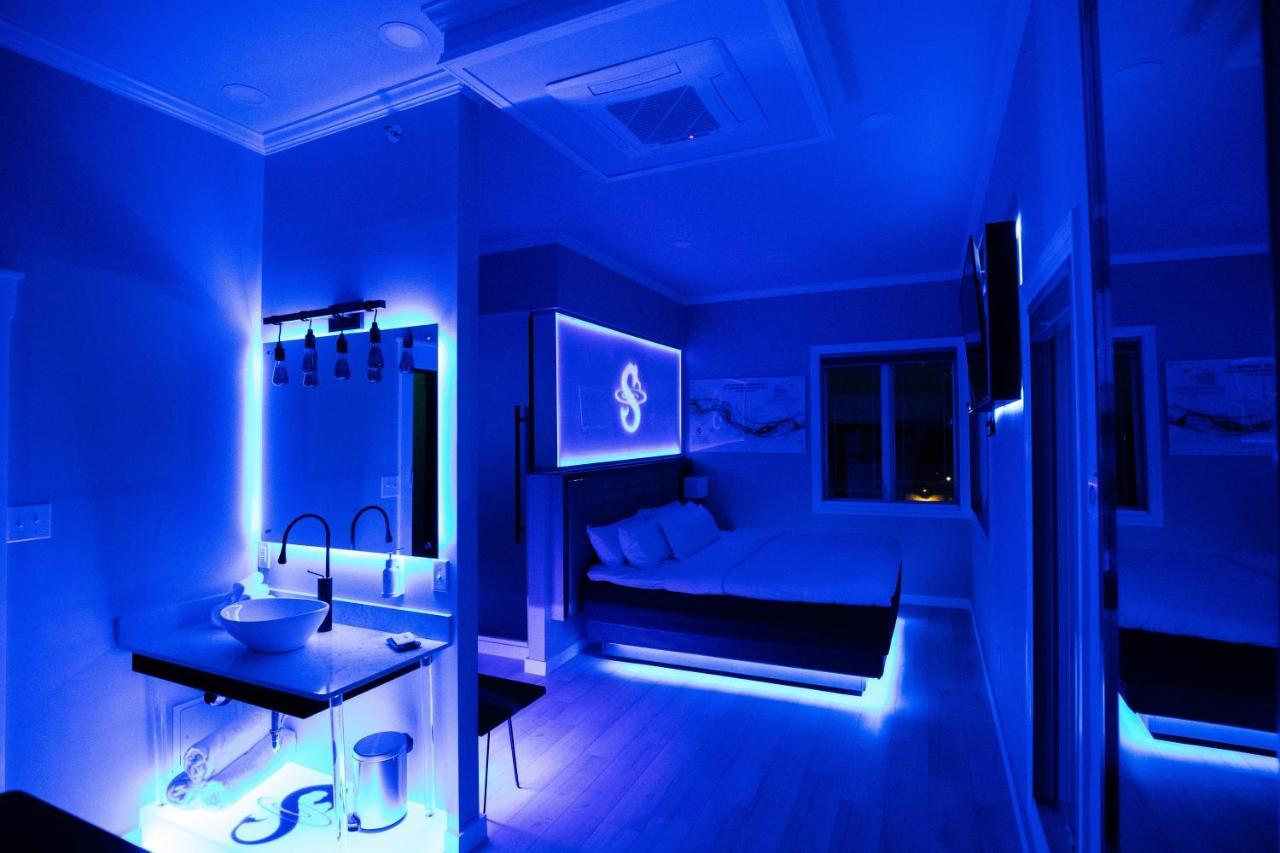 River Sirens Hotel-Contactless Check In Hotel Washington ภายนอก รูปภาพ